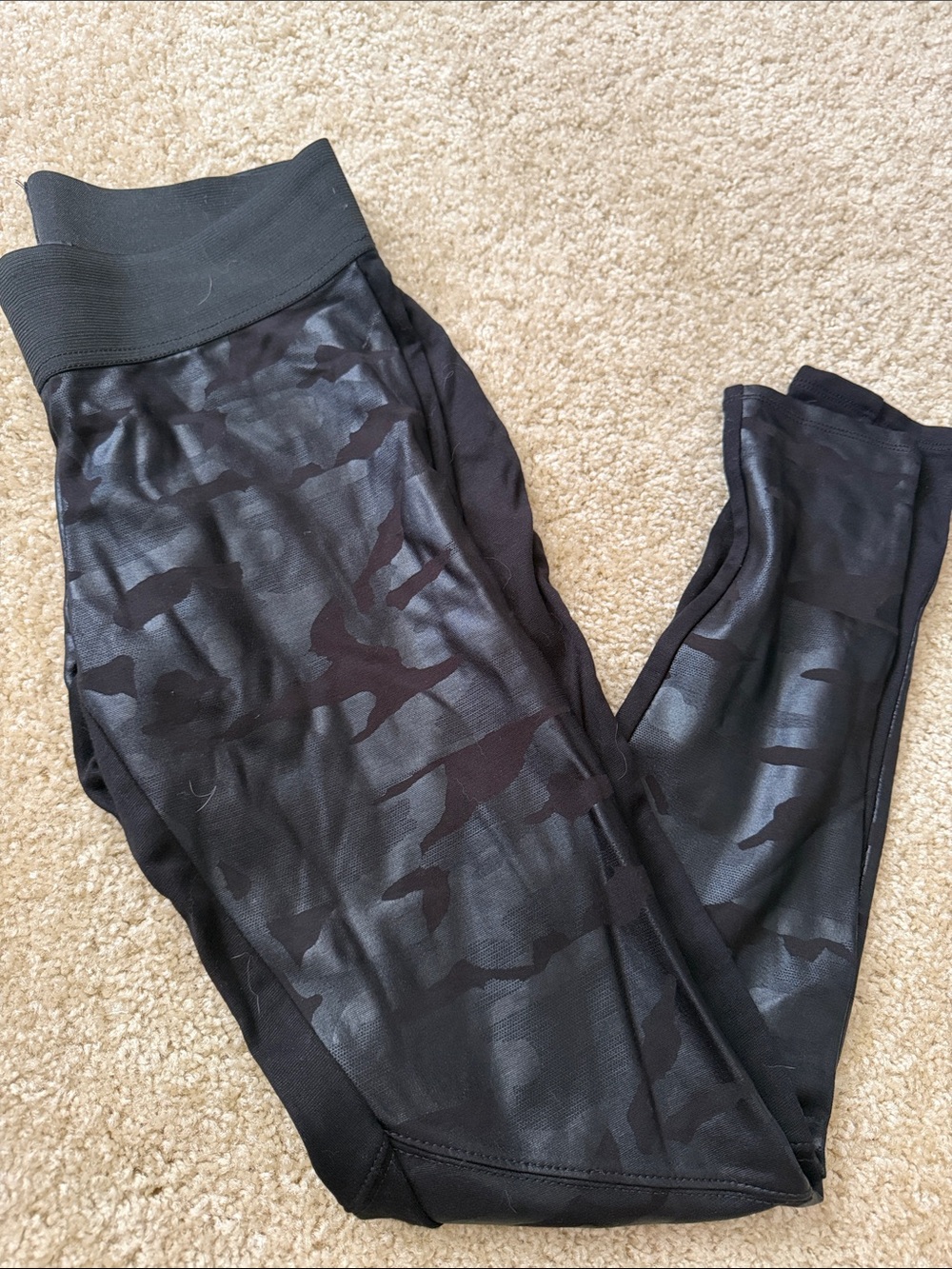 Rock & Republic Black Camo High-Waist Leggings